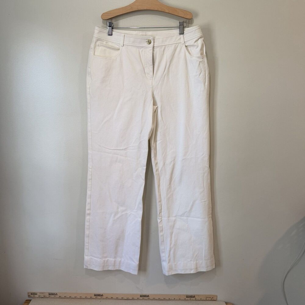 St. John Caviar Women's White Stretch Wide Leg Dress Pant Sz. 12 Casual Capsule